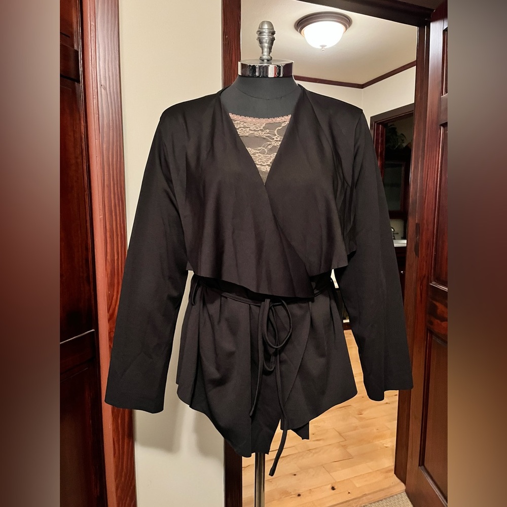 Bloomchic 2X, Slight stretch Color: Black , No Pockets, thin belt